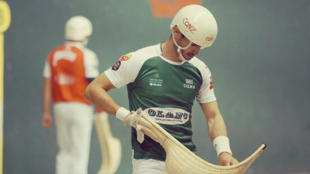 Joueurs de Cesta punta au Jaï Alaï d'Hossegor.