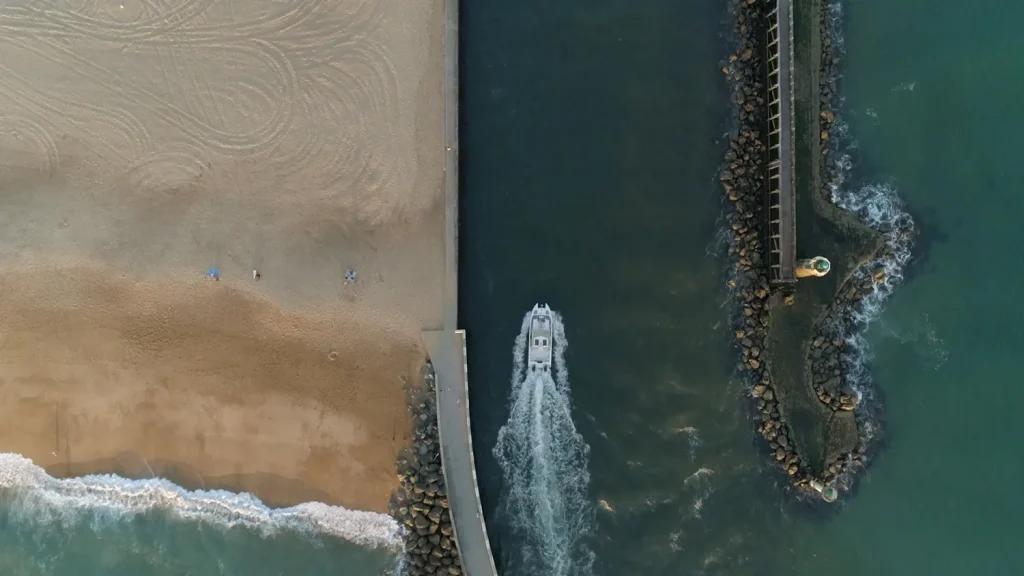 La plage Notre Dame, à Capbreton à l'entrée du Port