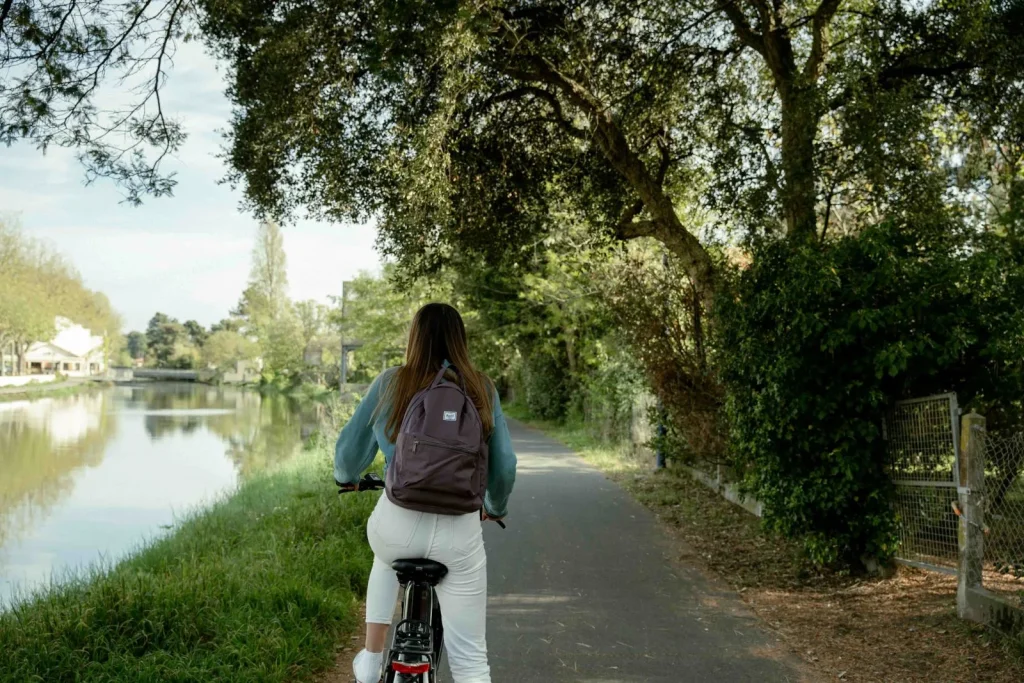 A vélo sur le bord du Boudigau entre Labenne et Capbreton