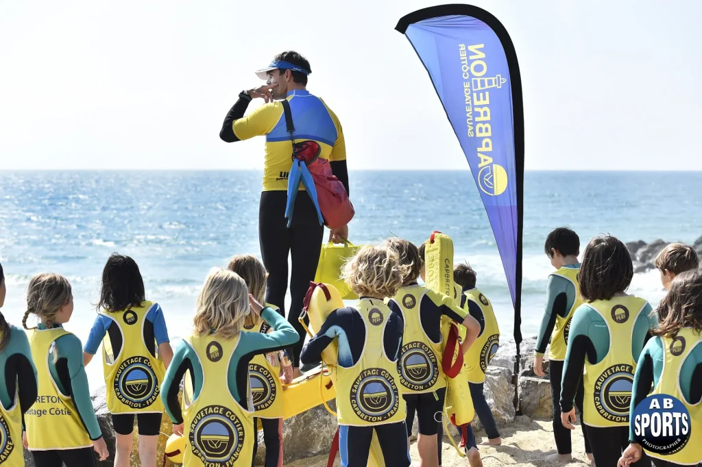 Capbreton Sauvetage cotier apprend aux enfants à lire l'océan