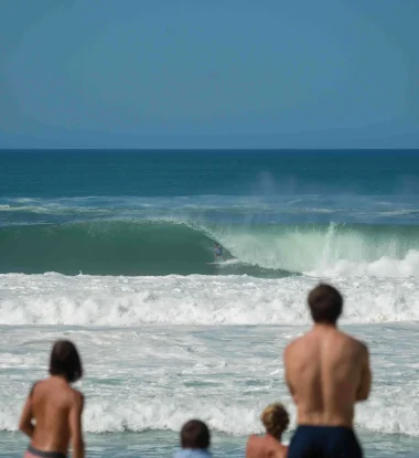 Compétition de surf à Hossegor