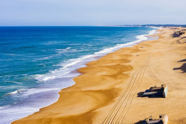 vue aérienne des Blockhauss de la plage de Labenne nord