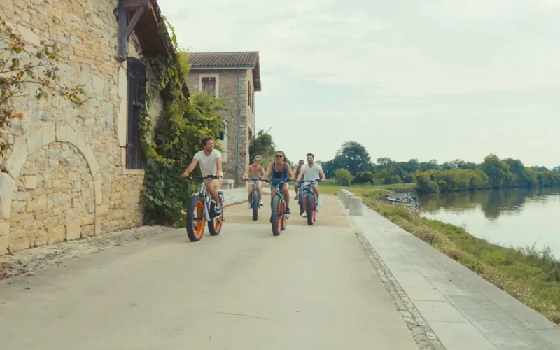 vélo sur les bords de l'Adour par la voie verte scandibérique