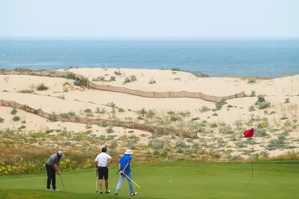 Golf de Moliets et son parcours 18 trous forêt et océan